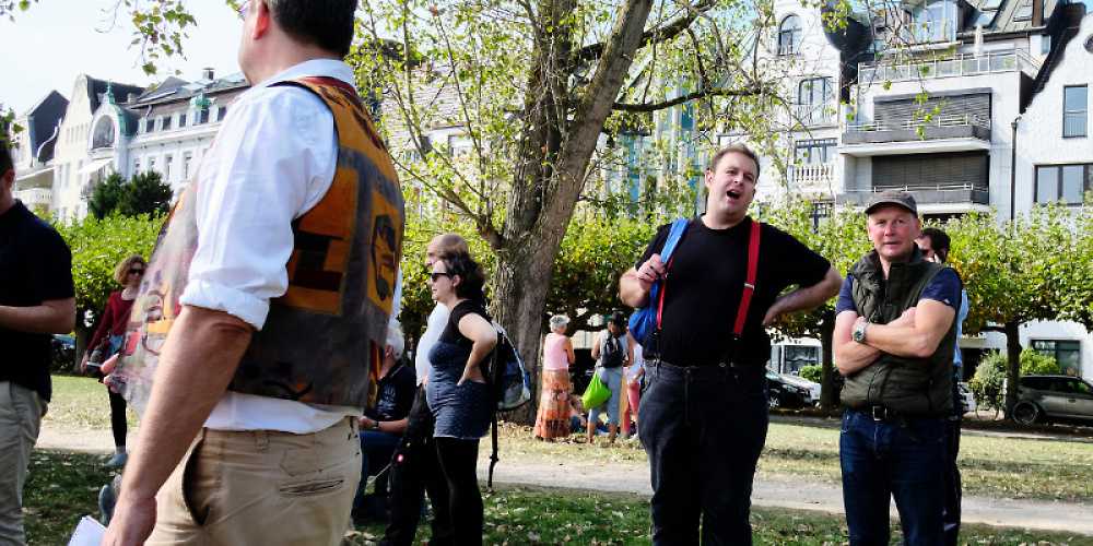 Ratsherren von „Pro Remscheid“: Nico Ernst und Thorsten Pohl am 20. September 2020 auf der „Querdenken“-Demo in Düsseldorf.