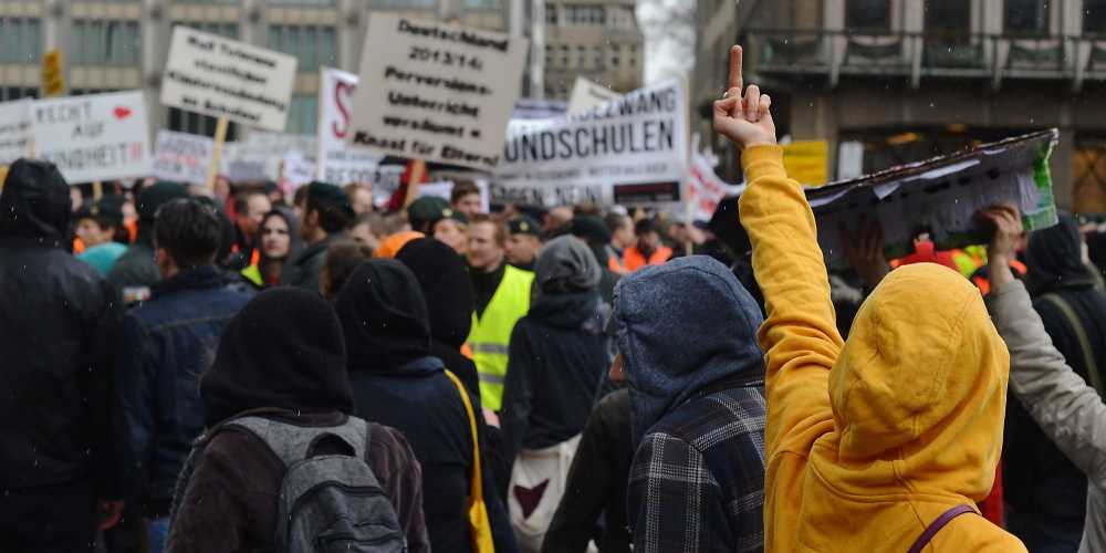 Demonstration der "Besorgten Eltern" am 22. März 2014 in Köln.